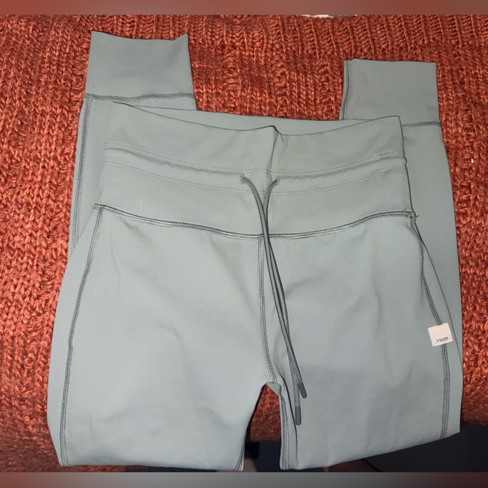 Vuori Sage Green Jogger Leggings
